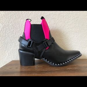 Pink Hotshot CowboyBoots